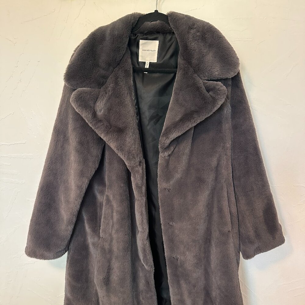 NWOT - GORGEOUS AVEC LES FILLES NOTCHED COLLAR FAUX FUR COAT - MED - MOCHA COLOR